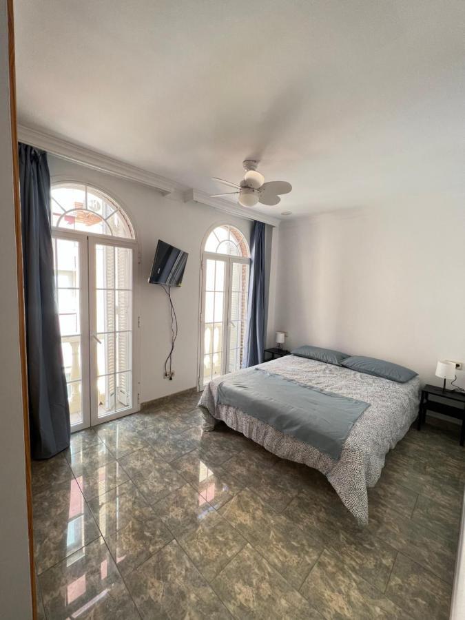 La Casa De Lola Apartment Caleta De Velez Luaran gambar